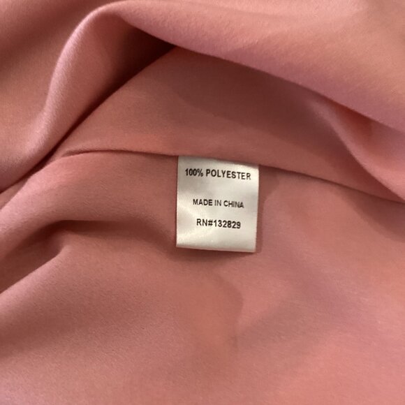 Superdown Revolve Dress Size Small Pink Deep V-Neck‎ Ruffle-Sleeve NWT - Picture 4 of 10